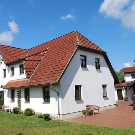 Wollin Mecklenburg Pool Alte Schule Barlin * Dargun